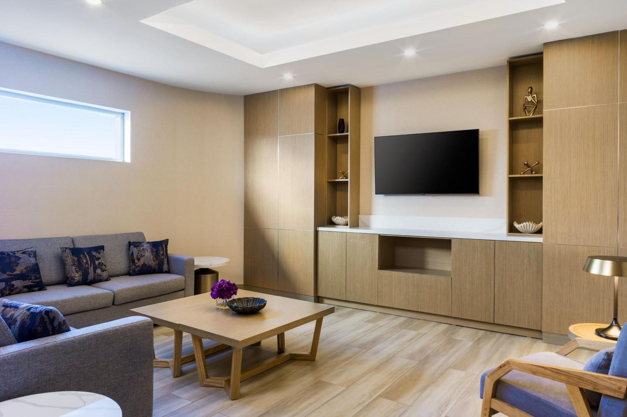 Delta Hotels By Marriott Ontario Airport Ngoại thất bức ảnh